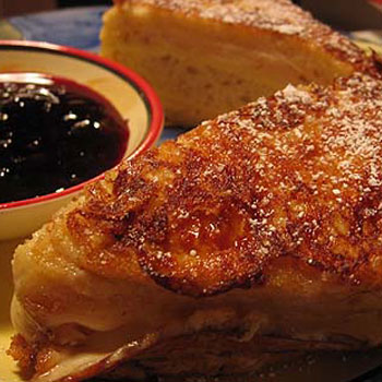 French Toast Sandwiches 