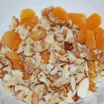 Best Oatmeal With Apricots & Walnuts