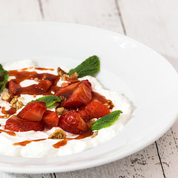 Marinated Strawberries – MyDailyMoment